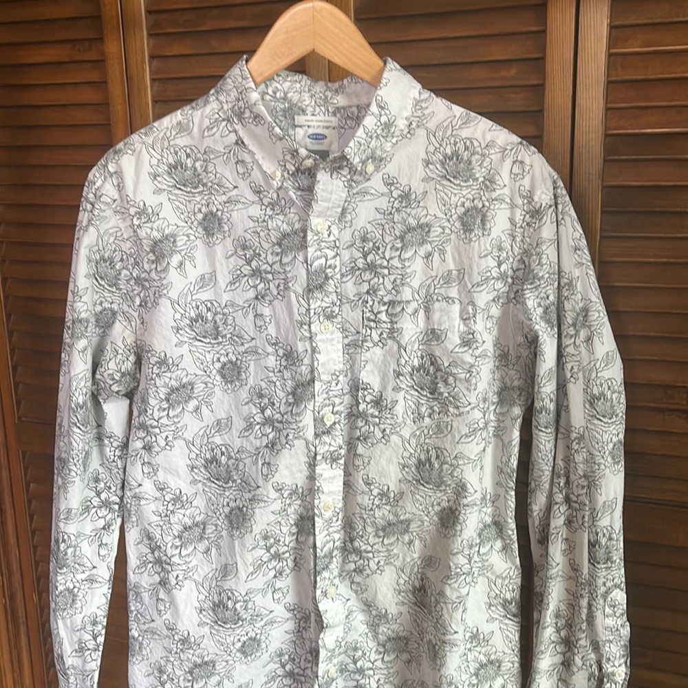 Black & White Floral Old Navy Button Down